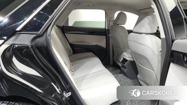 Hyundai Grandeur Hybrid (GN7) 2023 Черный из Кореи, фото 3