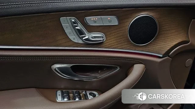 Mercedes-Benz E-Class W213 2019 Серый из Кореи, фото 3