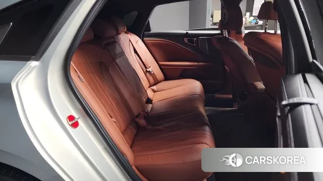 Kia The New K8 2024 Серебристо-серый из Кореи, фото 3