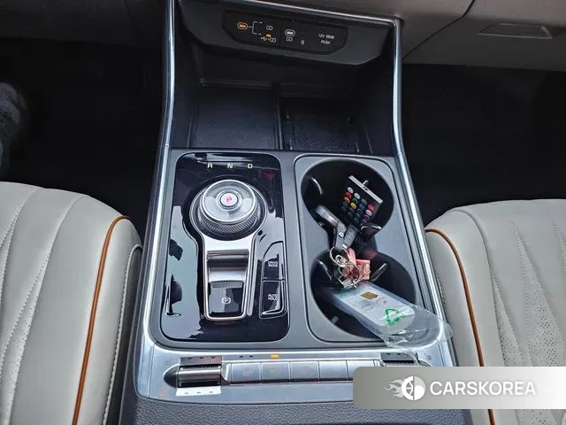 Kia The New Carnival 4th Generation 2023 Белый из Кореи, фото 3