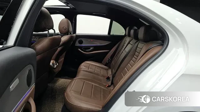 Mercedes-Benz E-Class W213 2020 Белый из Кореи, фото 3