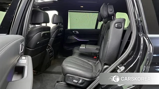 BMW X7 (G07) 2023 Черный из Кореи, фото 3