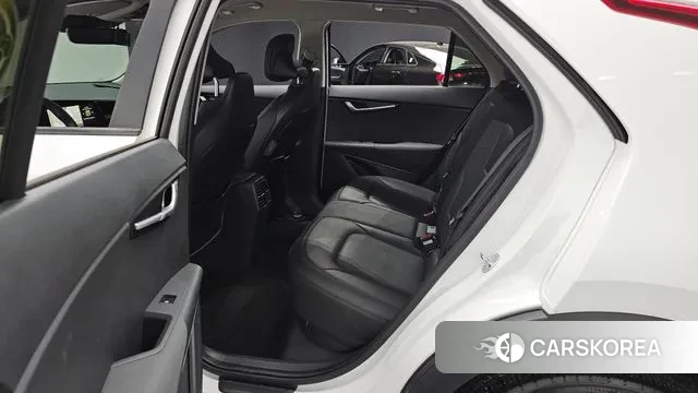 Kia Di All New Niro EV 2023 Белый из Кореи, фото 3