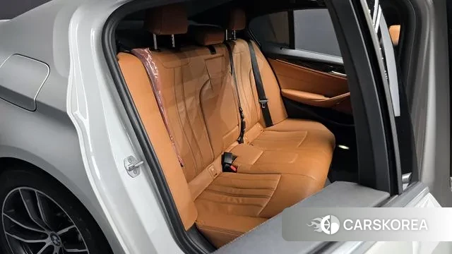 BMW 5 Series (G30) 2020 Белый из Кореи, фото 3