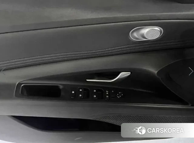 Hyundai The New Avante (CN7) 2023 Белый из Кореи, фото 3