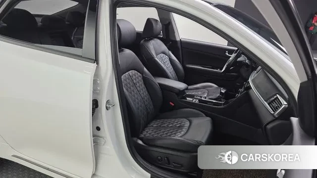 Kia The New K5 2nd generation 2018 Белый из Кореи, фото 3