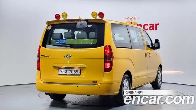 Hyundai The New Grand Starex 2019 Желтый из Кореи, фото 3