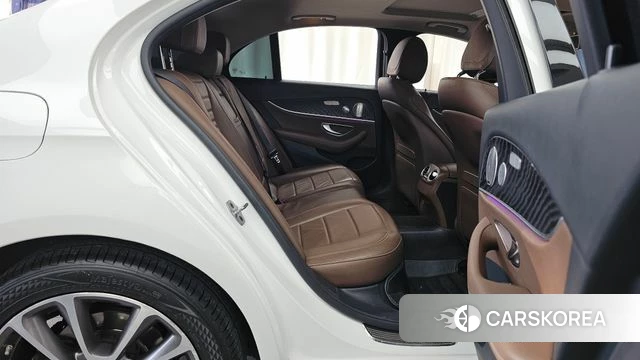 Mercedes-Benz E-Class W213 2019 Белый из Кореи, фото 3