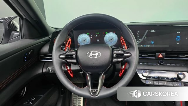 Hyundai The New Avante (CN7) 2025 Серебристо-серый из Кореи, фото 3