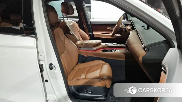 Genesis GV70 2022 Белый из Кореи, фото 3