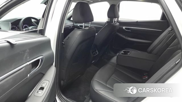 Hyundai Sonata (DN8) 2022 Белый из Кореи, фото 3