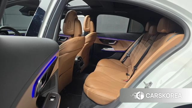 Mercedes-Benz E-Class W214 2025 Белый из Кореи, фото 3