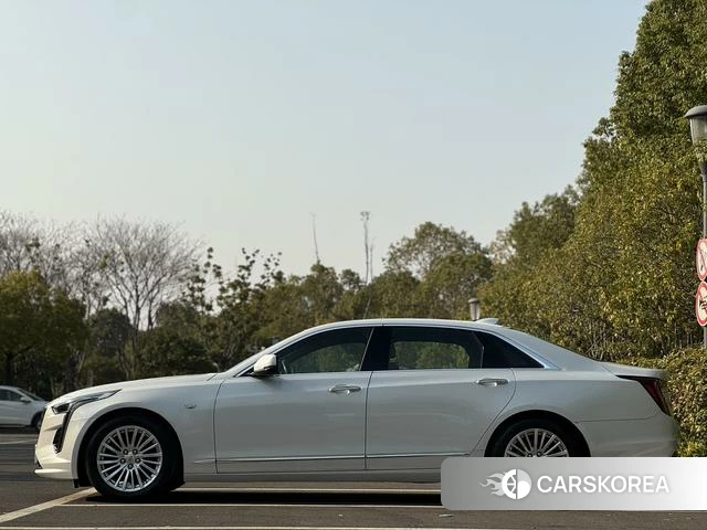 Cadillac CT6 2020 Белый из Китая, фото 3