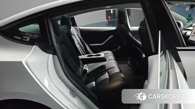 Tesla Model 3 2022 Белый из Кореи, фото 3