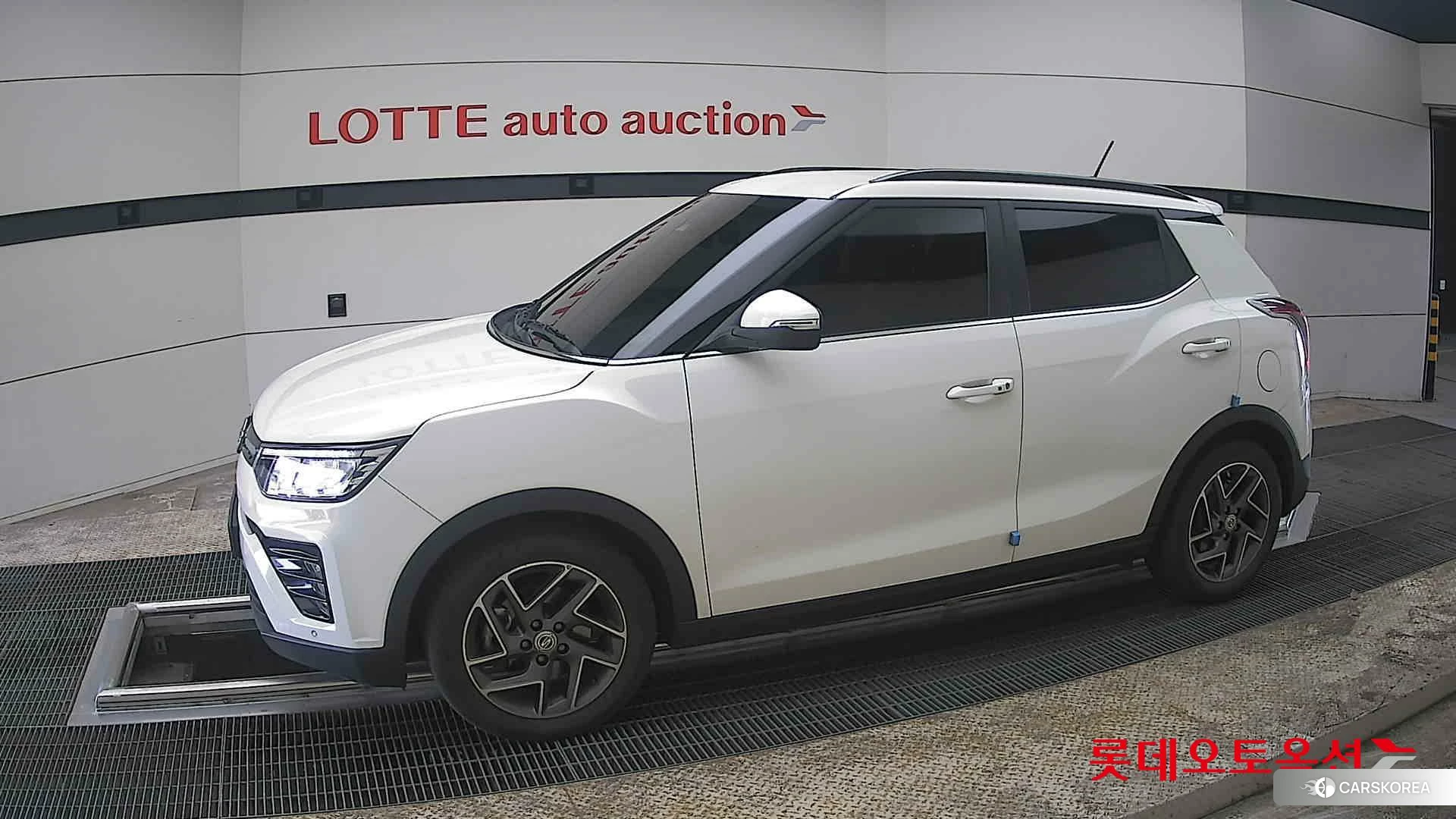 SsangYong Tivoli 2022 Grand White из Кореи, фото 3