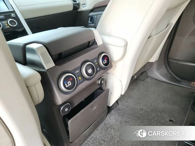 Land Rover Discovery 5 2018 Серый из Кореи, фото 3