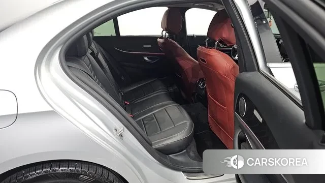 Mercedes-Benz E-Class W213 2019 Серебристо-серый из Кореи, фото 3