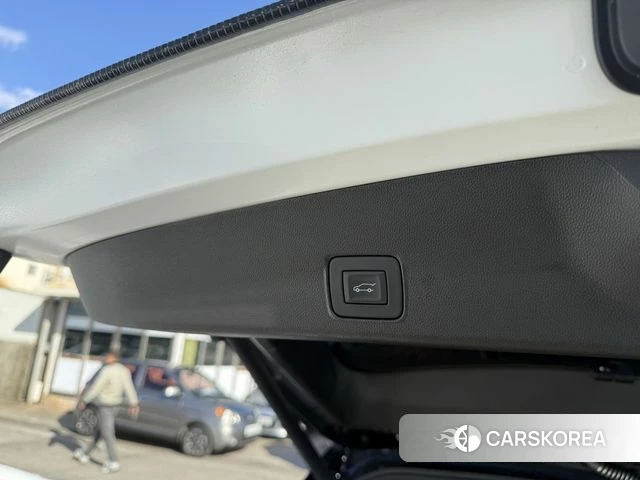 Chevrolet (GM Daewoo) Trailblazer 2023 Белый из Кореи, фото 3