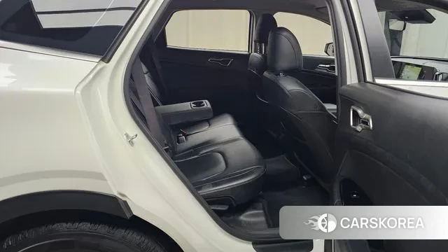 Kia Sportage 5th Generation 2022 Белый из Кореи, фото 3
