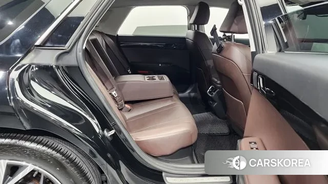 Hyundai Grandeur Hybrid (GN7) 2023 Черный из Кореи, фото 3