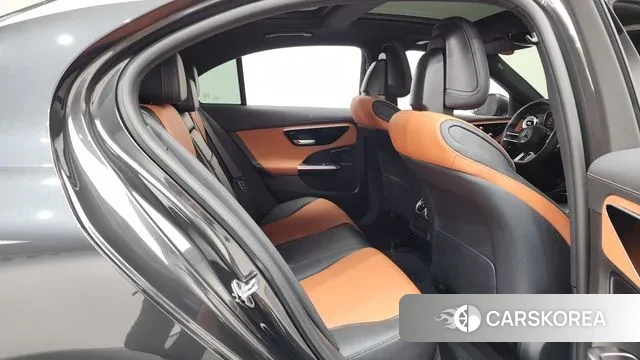 Mercedes-Benz C-Class W206 2022 Серый из Кореи, фото 3