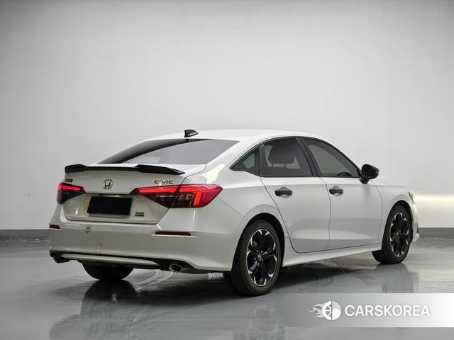 Honda Civic 2023 Белый из Китая, фото 3