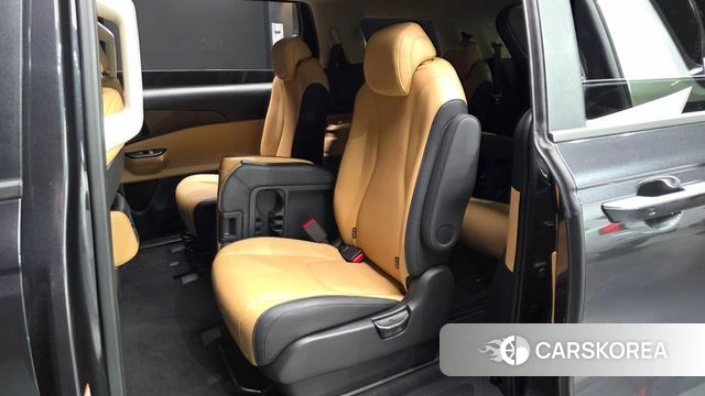Kia Carnival 4th generation 2023 Серый из Кореи, фото 3