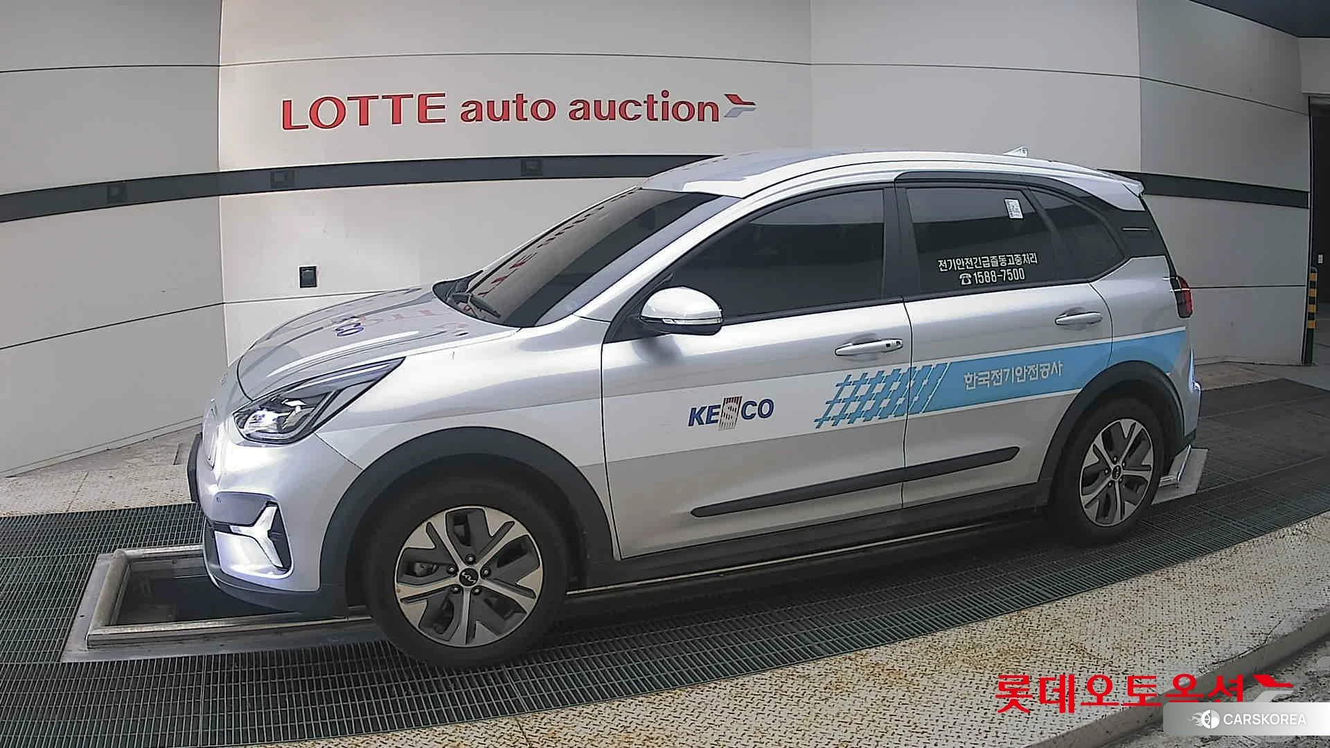Kia Niro Plus 2023 Sparkling Silver из Кореи, фото 3