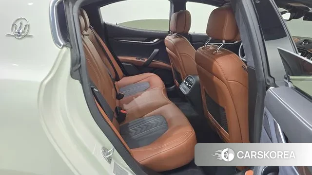 Maserati Ghibli 2020 Белый из Кореи, фото 3