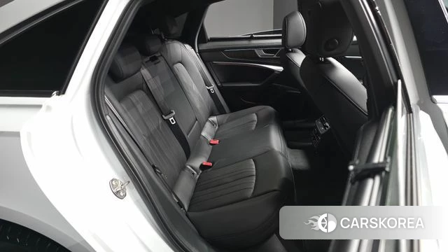Audi A6 (C8) 2020 Белый из Кореи, фото 3
