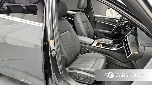 Audi A6 (C8) 2020 Серый из Кореи, фото 3