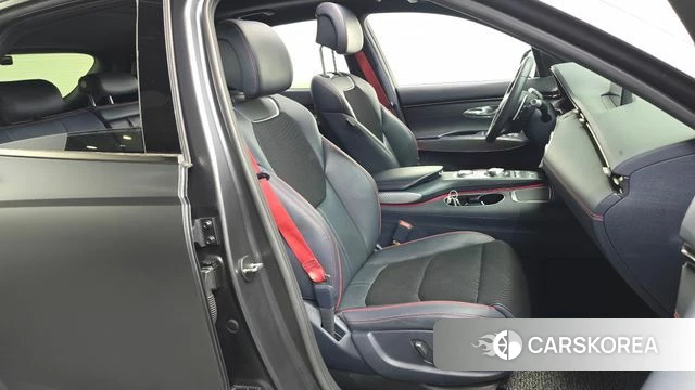 Genesis GV70 2021 Серый из Кореи, фото 3