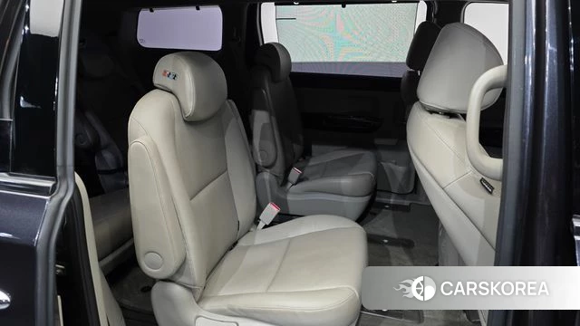 Kia The New Carnival 2018 Серый из Кореи, фото 3