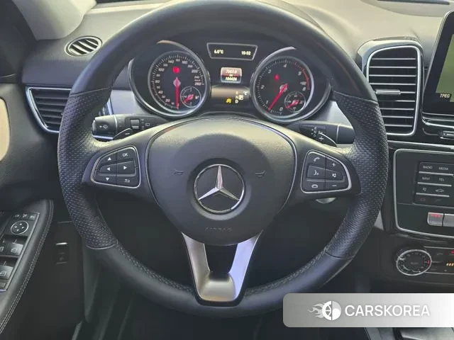 Mercedes-Benz GLE - Class W166 2018 Черный из Кореи, фото 3