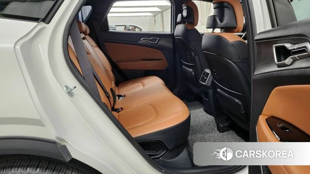 Kia Sportage 5th Generation 2023 Белый из Кореи, фото 3
