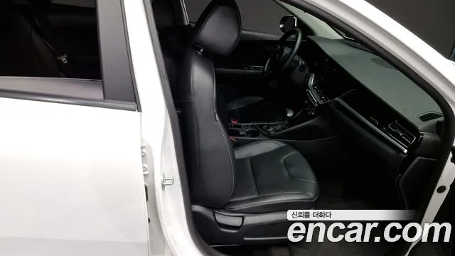 Kia The New Niro 2021 Белый из Кореи, фото 3