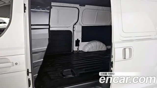 Hyundai The New Grand Starex 2021 Белый из Кореи, фото 3