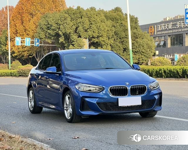 BMW 1 series 2019 Синий из Китая, фото 3