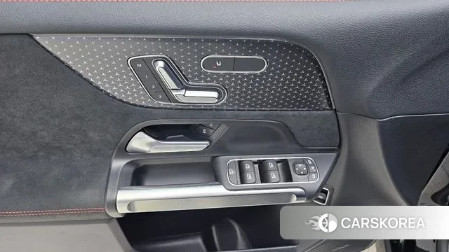 Mercedes-Benz EQB X243 2025 Черный из Кореи, фото 3