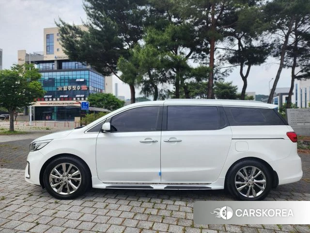Kia The New Carnival 2019 Белый из Кореи, фото 3