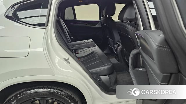 BMW X4 (G02) 2025 Белый из Кореи, фото 3