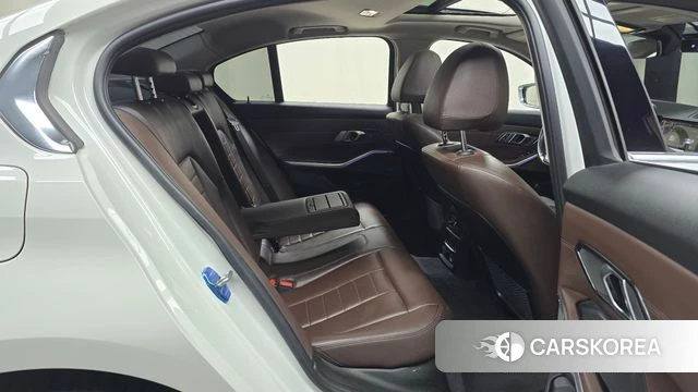 BMW 3 Series (G20) 2019 Белый из Кореи, фото 3