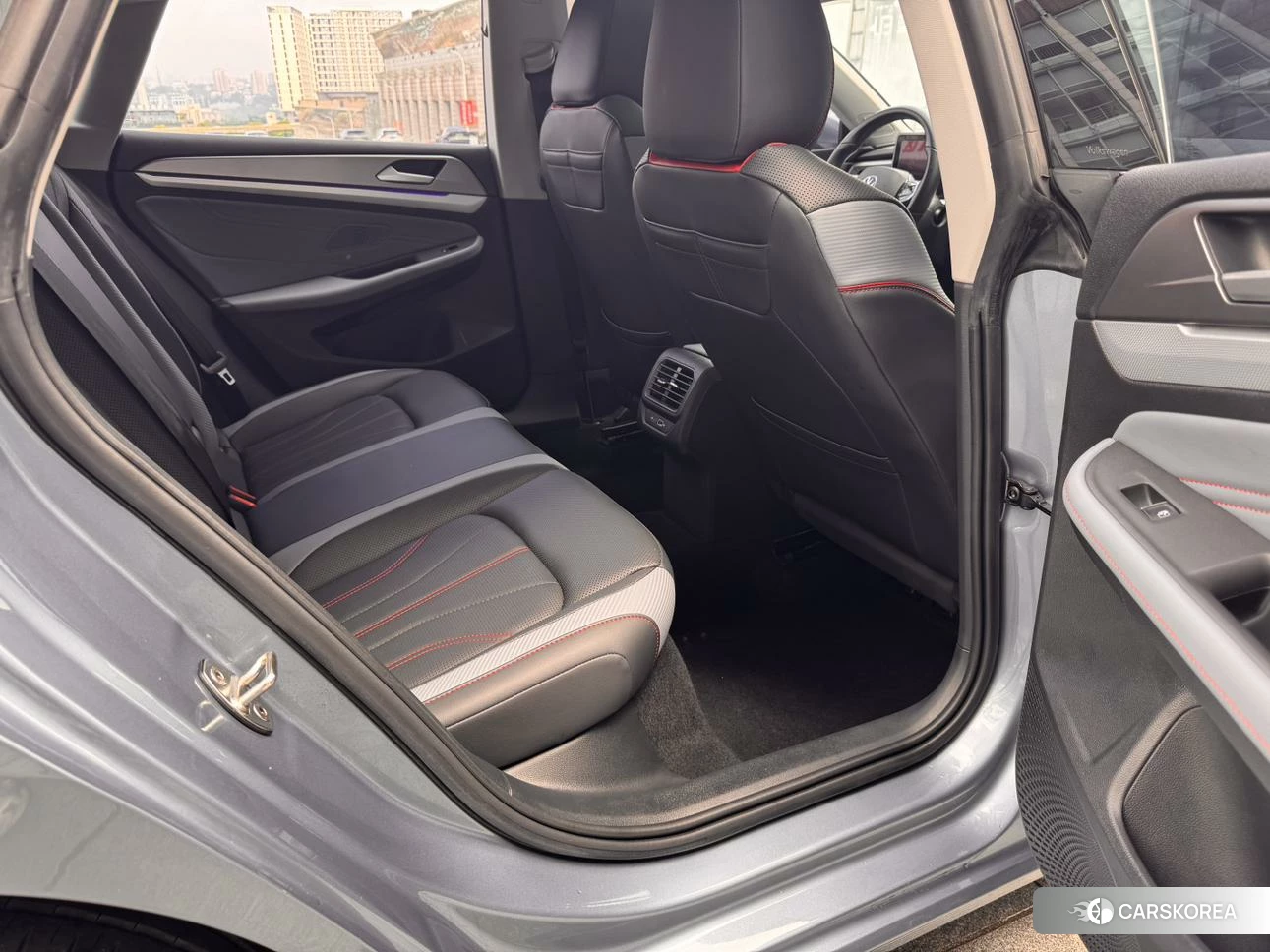 Volkswagen Lingdu 2022 Серебристо-серый из Китая, фото 3