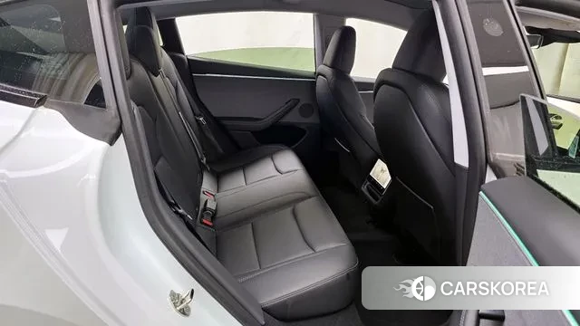 Tesla Model 3 2024 Белый из Кореи, фото 3