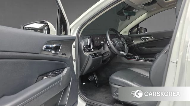 Kia Sportage 5th Generation Hybrid 2022 Белый из Кореи, фото 3