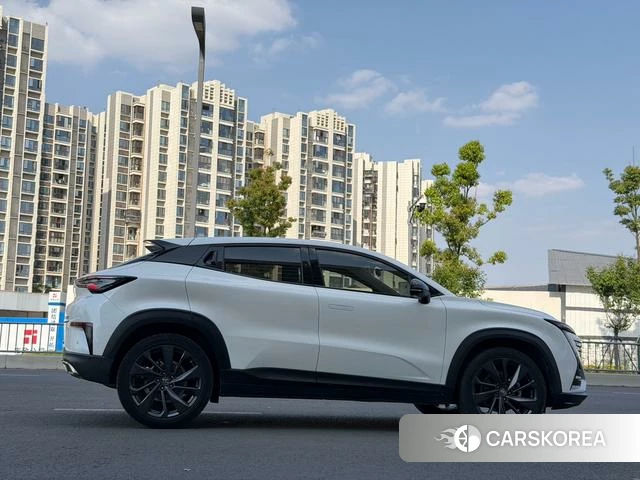 Chang'an UNI-T 2021 Белый из Китая, фото 3