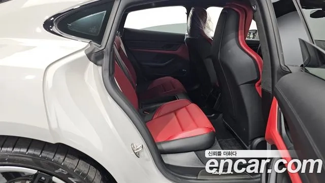 Porsche Taycan 2021 Серый из Кореи, фото 3