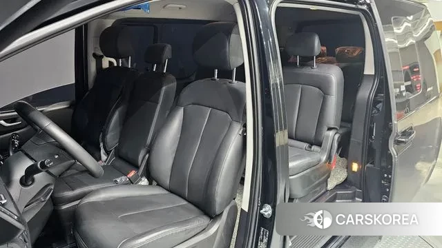 Hyundai Staria 2025 Черный из Кореи, фото 3