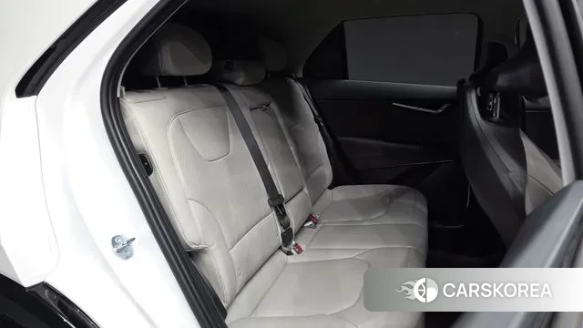 Kia Di Ol Nu Niro 2024 Белый из Кореи, фото 3