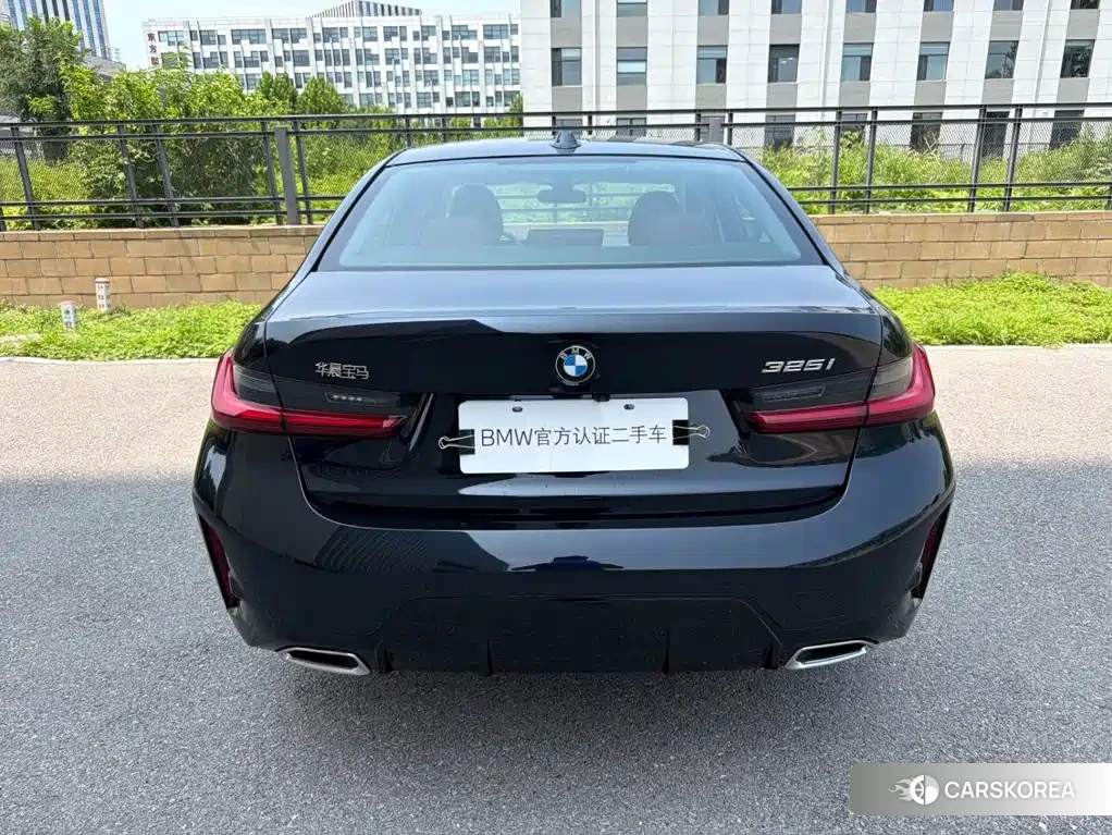 BMW 3 series 2025 Черный из Китая, фото 3